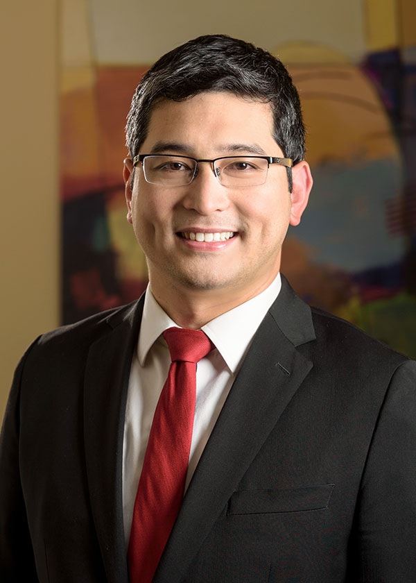Dr. Vinson Wang